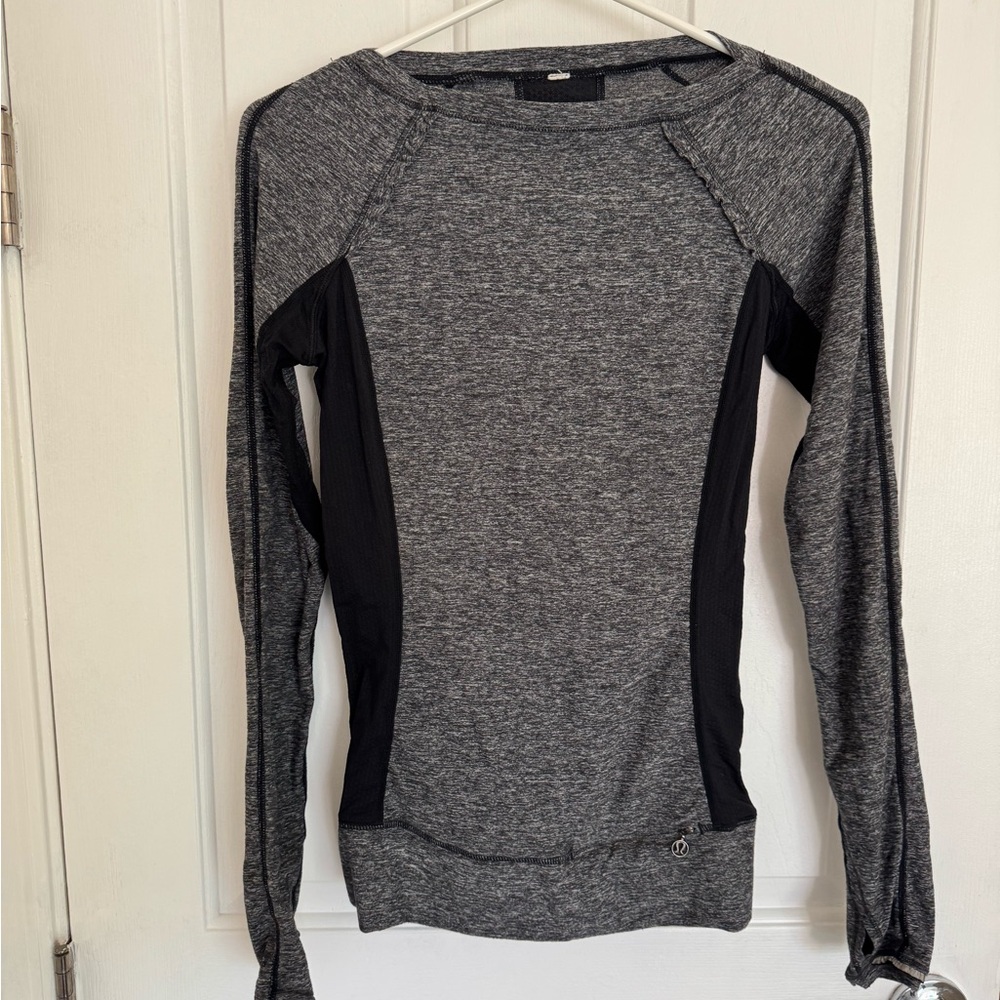 lululemon athletica Gray and Black Long Sleeve Top